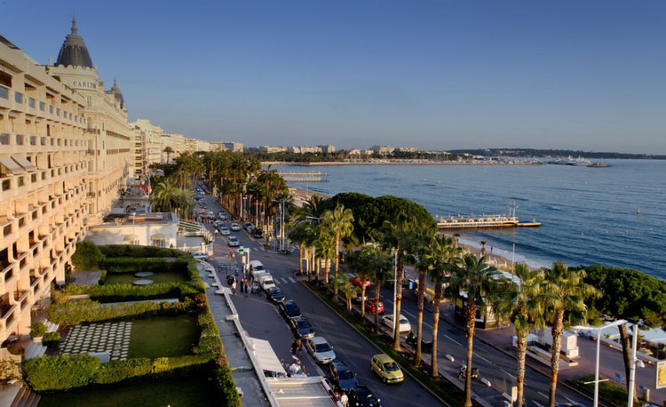 croisette_promenade_free-things-to-do-cannes_what-to-do-riviera