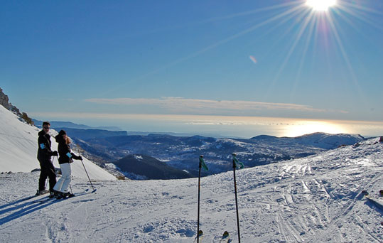 Skiing_with_sea_view_Greolieres_What-To-Do-French-Riviera